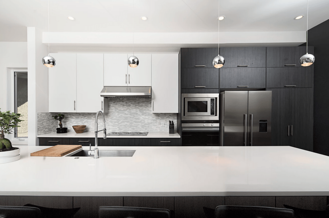 4 Simple Ways to Modernize Your Kitchen to Improve Home Value