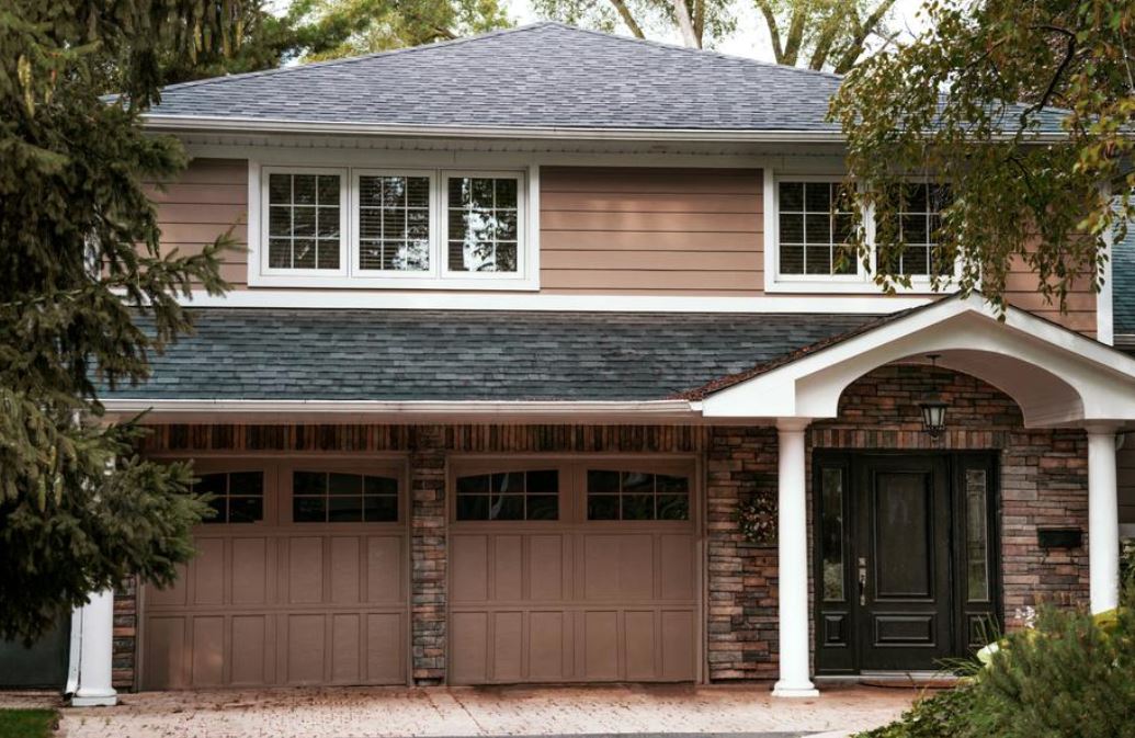 5 Warning Signs You Need to Replace Your Lousy Garage Door